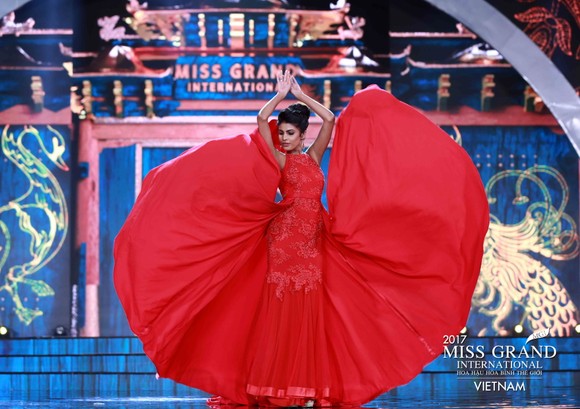 Miss Grand International 2017: Huyền My tỏa sáng ảnh 3