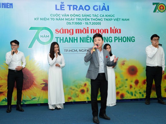 8 tác phẩm đoạt giải Cuộc vận động sáng tác ca khúc kỷ niệm 70 năm ngày truyền thống lực lượng TNXP Việt Nam ảnh 5