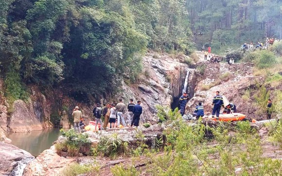 Lâm Đồng: Đi cắm trại gần hồ Ankroet, một người đuối nước tử vong ảnh 1