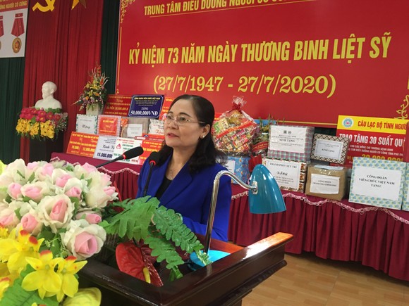 Chủ tịch HĐND TPHCM Nguyễn Thị Lệ thăm các thương binh nặng ở Phú Thọ ảnh 4