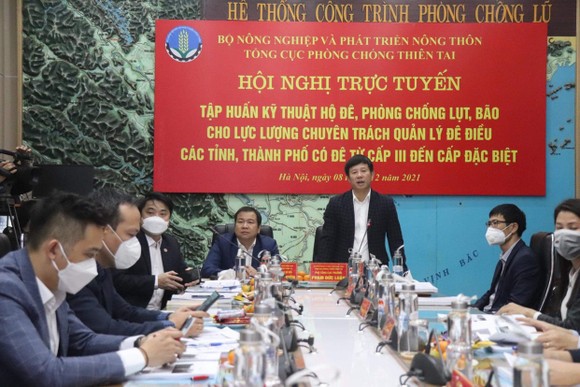 Bộ NN-PTNT tập huấn “hộ đê” phòng chống bão lụt online ảnh 1