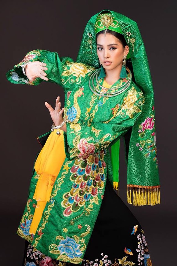 Hoa hậu Trần Tiểu Vy: Những giấc mơ có thật ảnh 2
