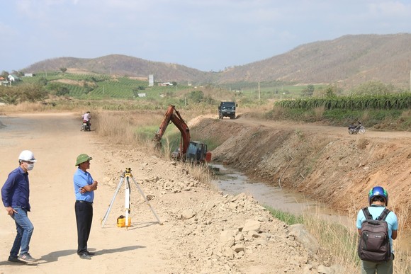 5.600 hộ dân bị ngưng cấp nước do ảnh hưởng thi công cao tốc Phan Thiết - Dầu Giây ảnh 5
