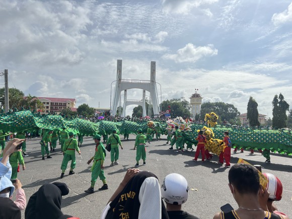 Tưng bừng Lễ hội Nghinh Ông Quan Thánh Đế Quân tại TP Phan Thiết ảnh 4
