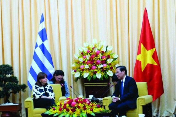 Tổng thống Hy Lạp thăm TPHCM ảnh 1