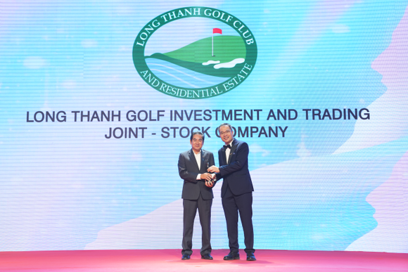 Golf Long Thành năm thứ hai liên tiếp được vinh danh 'Nơi làm việc tốt nhất Châu Á 2022' ảnh 1