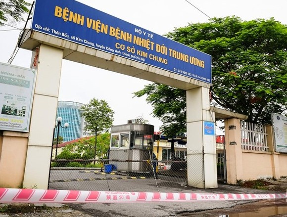 Sáng nay 6-5, có 8 ca mắc mới Covid-19, Bệnh viện Bệnh nhiệt đới Trung ương thông báo khẩn ảnh 1