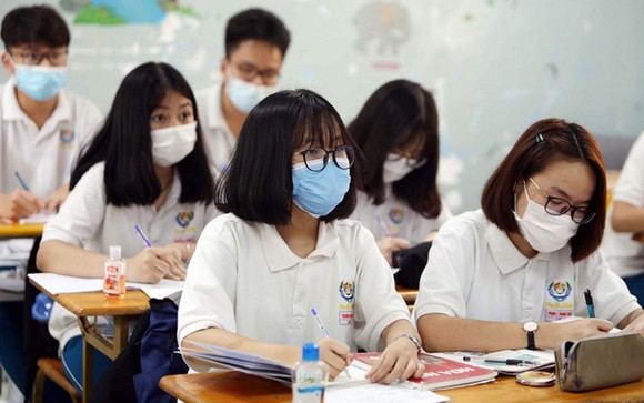 Thứ 2 tuần tới (6-12), học sinh THPT Hà Nội trở lại trường học ảnh 1