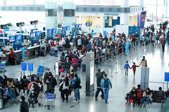 Miễn cách ly người nhập cảnh ngắn ngày vào Việt Nam làm việc ảnh 1