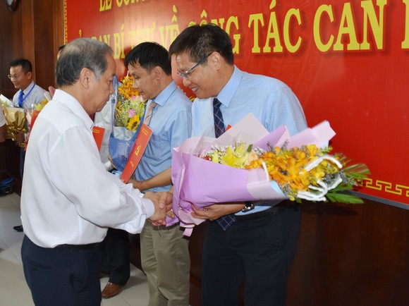 Công bố Quyết định của Ban Bí thư về công tác cán bộ tại Thừa Thiên – Huế ảnh 1