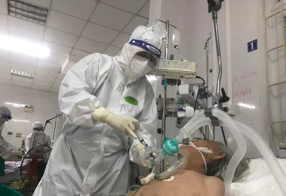Đoàn y, bác sĩ Bệnh viện Trung ương Huế hỗ trợ Phú Yên phòng, chống dịch Covid-19 ảnh 3