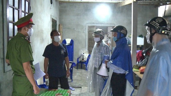 Các tỉnh miền Trung khẩn trương ứng phó bão số 5 đổ bộ ảnh 9