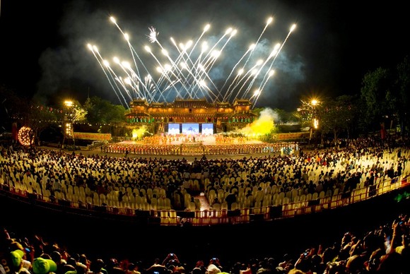 Giữ vững thương hiệu quốc tế Festival Huế ảnh 1