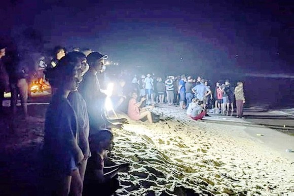 Thừa Thiên – Huế: Tặng Bằng khen 2 thanh niên cứu 6 học sinh đuối nước ảnh 1