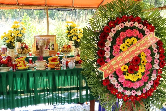 Tri ân 13 liệt sĩ hy sinh khi làm nhiệm vụ cứu nạn tại khu vực sạt lở Thủy điện Rào Trăng 3 ảnh 2