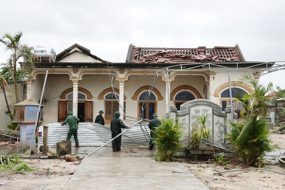 Thừa Thiên - Huế: Đề nghị Trung ương hỗ trợ khắc phục hậu quả bão số 4 ảnh 4