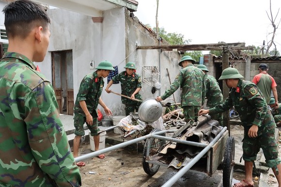 Thừa Thiên - Huế: Đề nghị Trung ương hỗ trợ khắc phục hậu quả bão số 4 ảnh 5