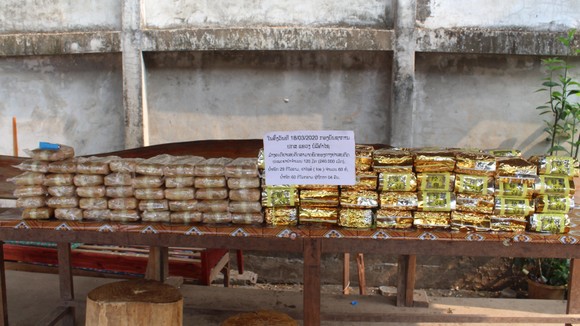 Phá đường dây vận chuyển 60kg ma túy tổng hợp, 240.000 viên hồng phiến từ Lào về Việt Nam ảnh 2