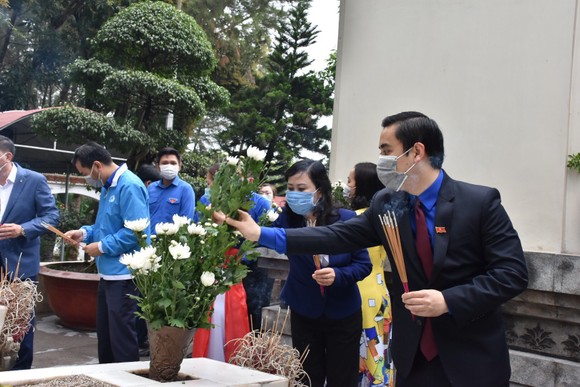 Ra quân Tháng thanh niên và Tết trồng cây “Đời đời nhớ ơn Bác Hồ” ảnh 13