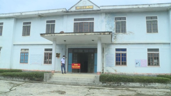 Hà Tĩnh: 7 người đi cùng chuyến bay với ca mắc Covid-19 thứ 2.899 âm tính lần 1 ảnh 1