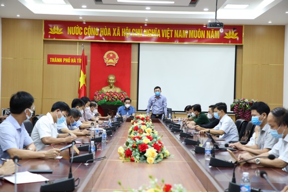 Phát hiện 1 trường hợp dương tính với SARS-CoV-2 đang làm việc tại Bệnh viện Đa khoa tỉnh Hà Tĩnh ảnh 2
