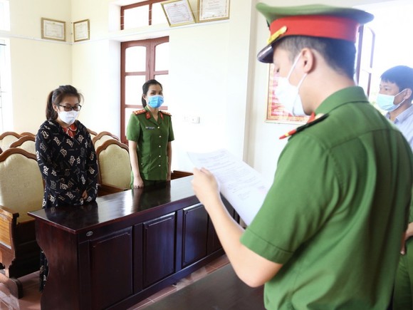 Hà Tĩnh: Khởi tố 3 đối tượng cho vay nặng lãi ảnh 1