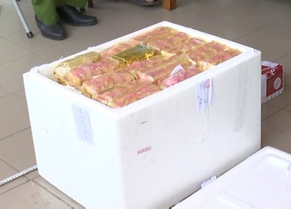 Tử hình đối tượng vận chuyển 31kg ma túy, 12.000 viên hồng phiến ảnh 3