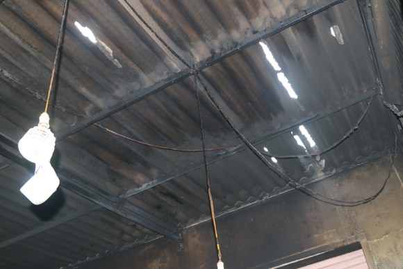 Cháy tại xưởng gia công vải tại Hà Tĩnh, nhiều tài sản bị thiêu rụi ảnh 8