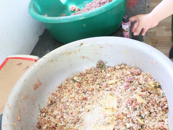 Đà Nẵng, Hà Tĩnh: Phát hiện bánh trung thu không rõ nguồn gốc, chưa kiểm nghiệm ảnh 2