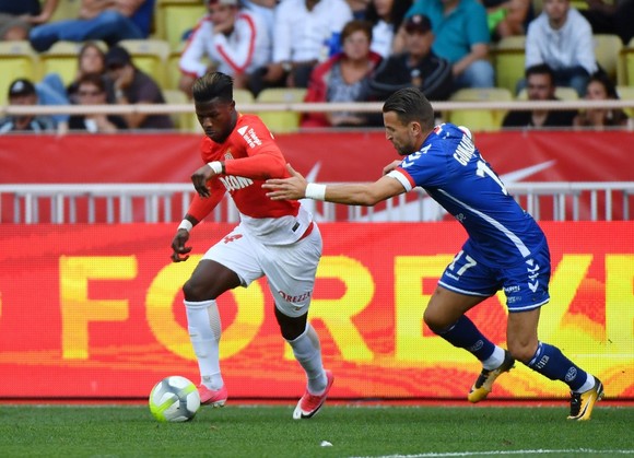 Dù có đá bại Lille, AS Monaco (trái) cũng khó có thể gây sức ép cho Paris SG. Ảnh: Getty Images