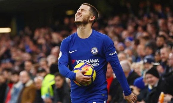 Nếu bị buộc phải chấp hành án cấm và không thể giữ Eden Hazard, Chelsea khó tránh khủng hoảng. Ảnh: Getty Images    