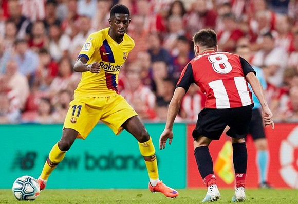 Ousmane Dembele bất ngờ chấn thương là cú sốc với Barca. Ảnh: Getty Images  