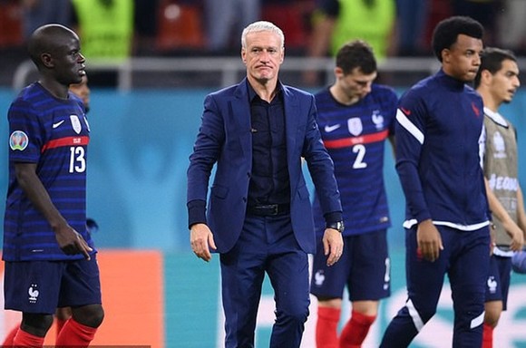 HLV Didier Deschamps tin rằng tuyển Pháp thua vì mất đi sự mạnh mẽ thường thấy.