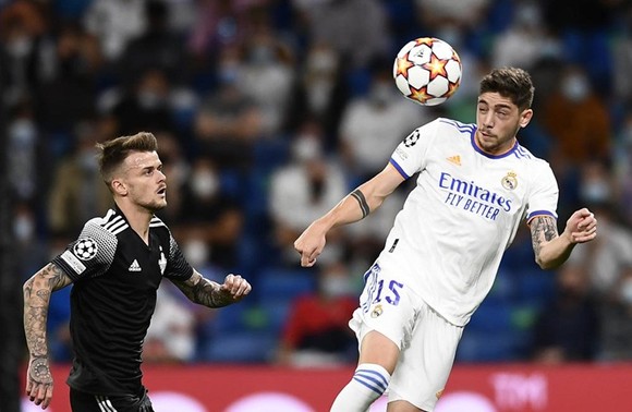 “Tí hon” Sheriff quật ngã “khổng lồ” Real ngay tại Bernabeu ảnh 1