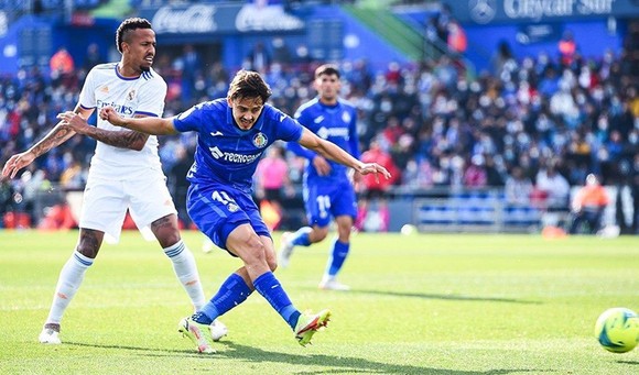 Real thua trận đầu tiên từ tháng 10 ảnh 1