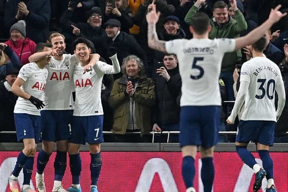 Harry Kane lập cú đúp trong chiến thắng “5 sao” ảnh 1