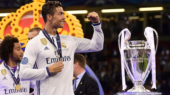 Ronaldo  hứa hẹn sẽ tiếp tục đưa Real trở nên vĩ đại hơn