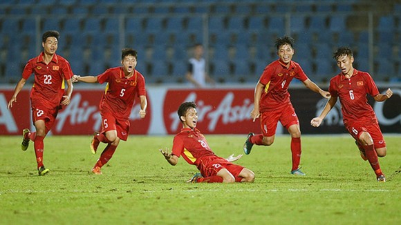 Tinh thần U15 Việt Nam đang hưng phấn trước trận chung kết.			          Ảnh: VFF