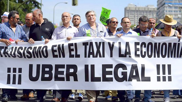 Một cuộc biểu tình phản đối taxi Uber tại châu Âu