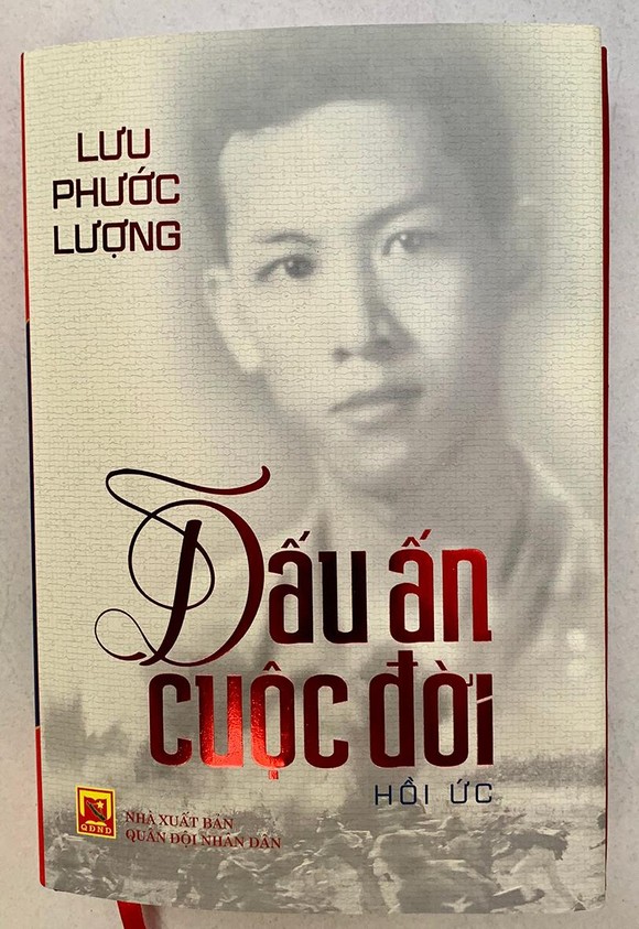 Bản lĩnh và chính kiến ảnh 1