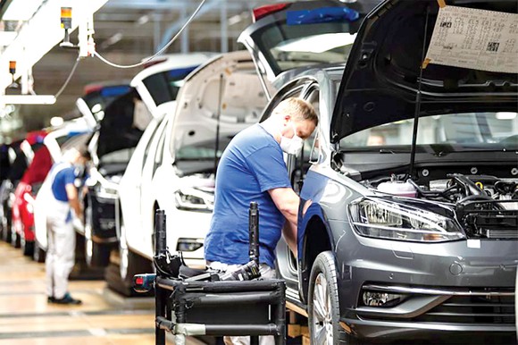 Nhà máy sản xuất ô tô tại Wolfsburg, Đức