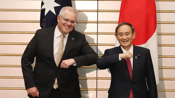 Thủ tướng Nhật Bản Suga Yoshihide và người đồng cấp Australia Scott Morrison. Nguồn: theaustralian.com.au