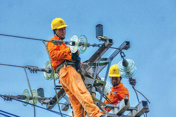 Tổng Công ty Điện lực miền Nam EVNSPC:  Bảo đảm cấp điện phục vụ kỳ thi tốt nghiệp và tuyển sinh năm 2021 ảnh 1