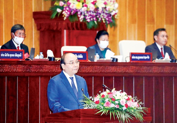 Khánh thành và trao tặng công trình Nhà Quốc hội Lào: Biểu tượng của mối quan hệ đoàn kết đặc biệt Việt Nam - Lào ảnh 1