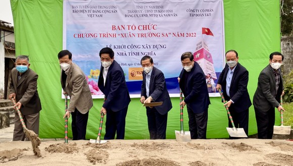 T&T Group trao quà cho trẻ em khó khăn tại Hà Nội ảnh 2