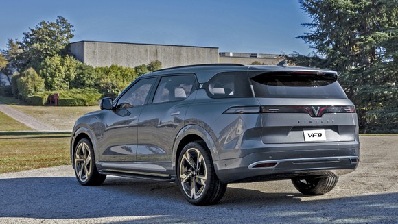 VinFast tổ chức lái thử mẫu xe VF 8 tại New York International Auto Show 2022 ảnh 2