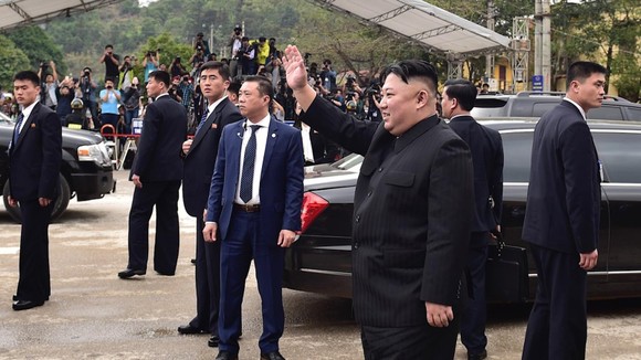 Chủ tịch Triều Tiên Kim Jong-un rời ga Đồng Đăng, kết thúc chuyến thăm hữu nghị chính thức Việt Nam ảnh 3