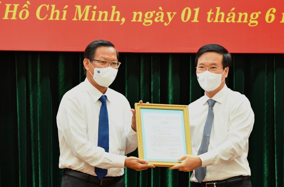 Đồng chí Phan Văn Mãi làm Phó Bí thư Thường trực Thành ủy TPHCM ảnh 1