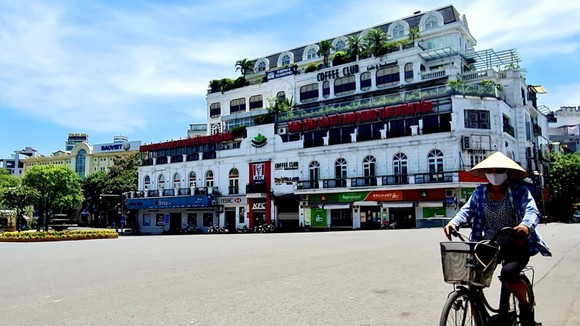 Miền Bắc, miền Trung nắng nóng gay gắt ảnh 2