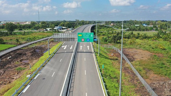 Bộ GTVT kiểm tra tuyến cao tốc Trung Lương - Mỹ Thuận: Đảm bảo thông xe trước Tết Nguyên đán ảnh 3